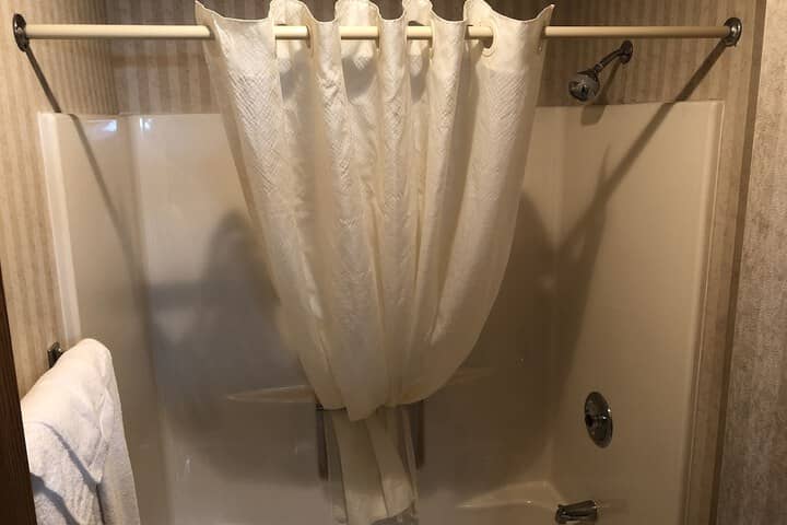 Room 17 of 25